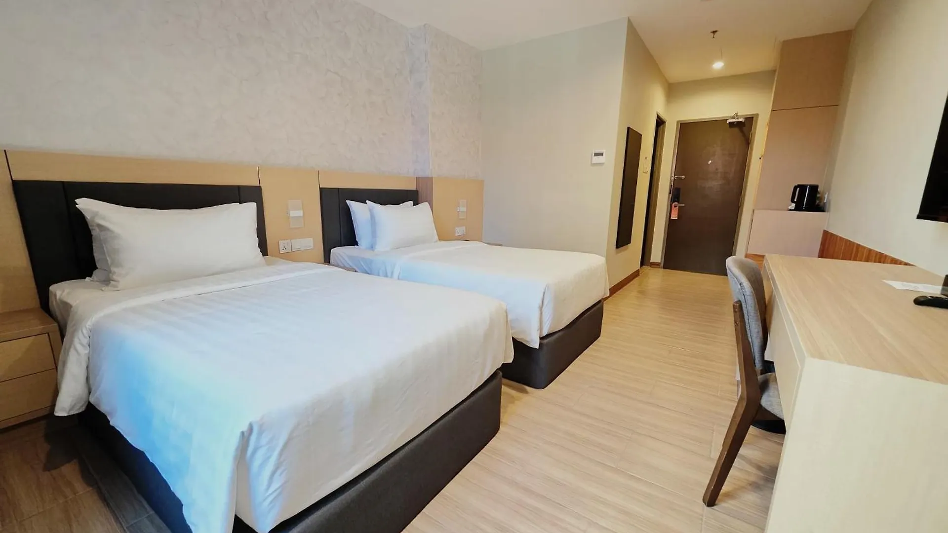 Forum Hotel Penang Джорджтаун